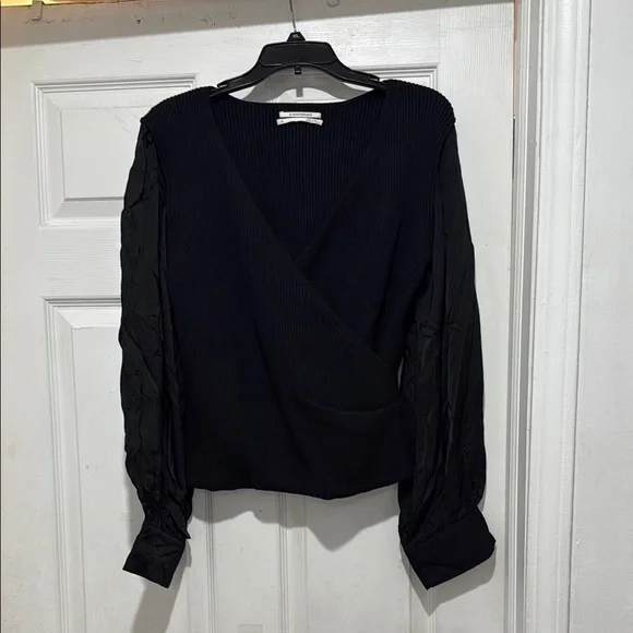 Anthropologie Elegant Black V-Neck Blouse - Picture 2 of 8